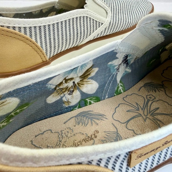 Tommy Bahamas Women’s Canvas Slip On Sneakers Brown/White/Striped, Unixes main image 6